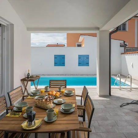 Spacious House In Istria וילה