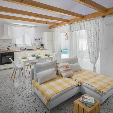 Spacious House In Istria *